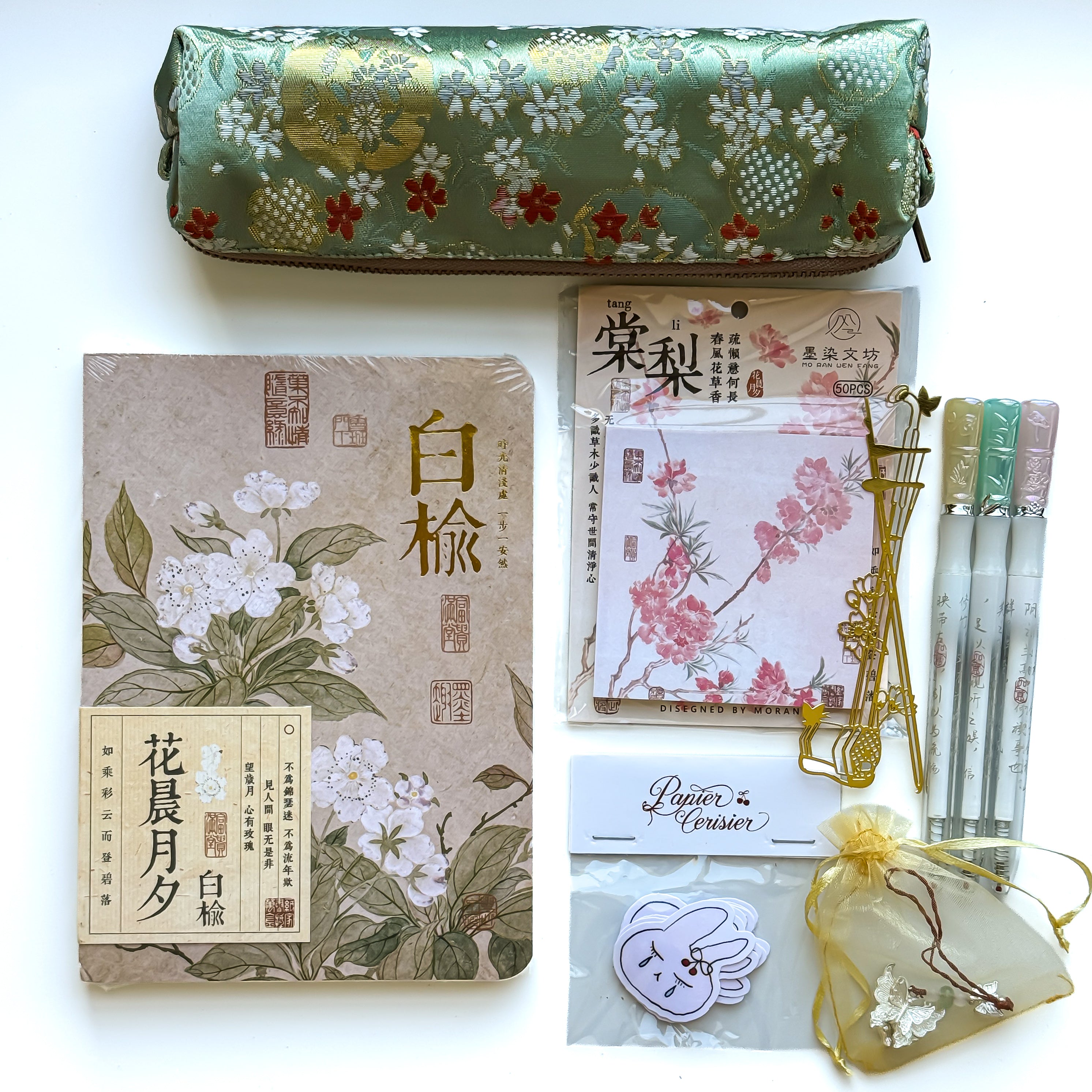 Box « L’Arrivée du Printemps » — Édition Cerise